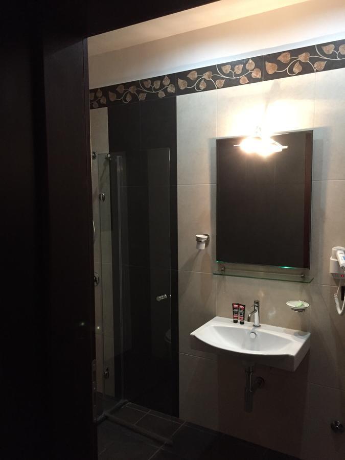 Icon Hotel Vlore Luaran gambar