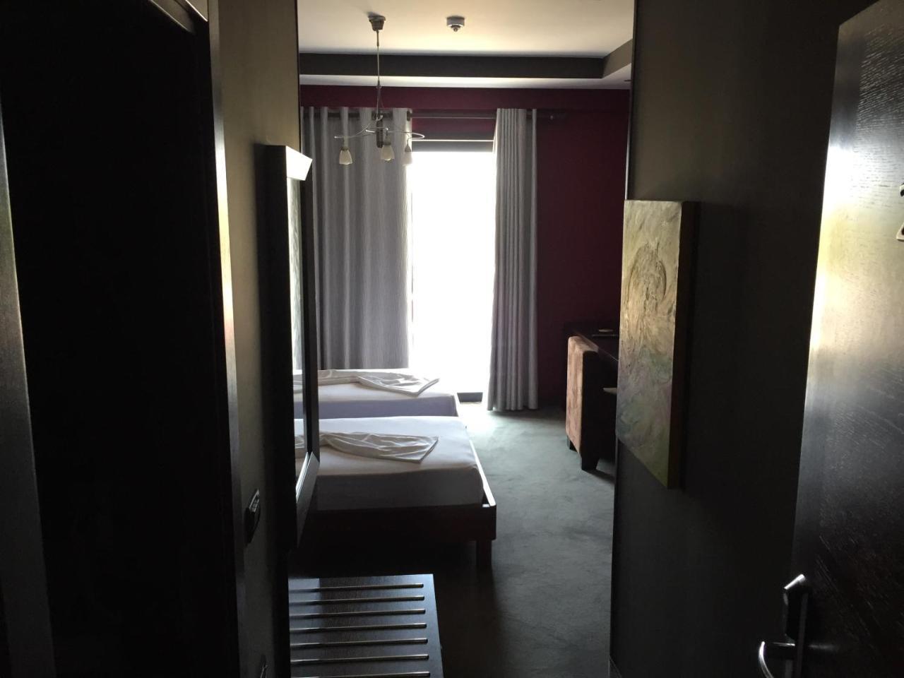 Icon Hotel Vlore Luaran gambar